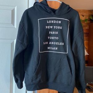 Black City sweatshirt